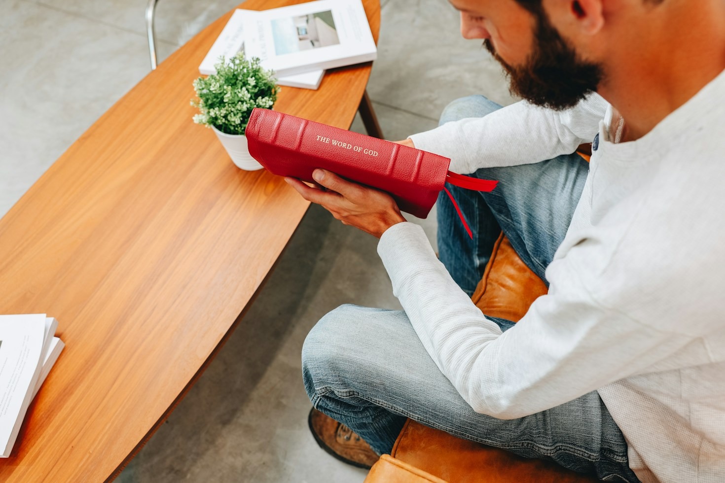 Navigating Family Challenges With Biblical Wisdom and Grace